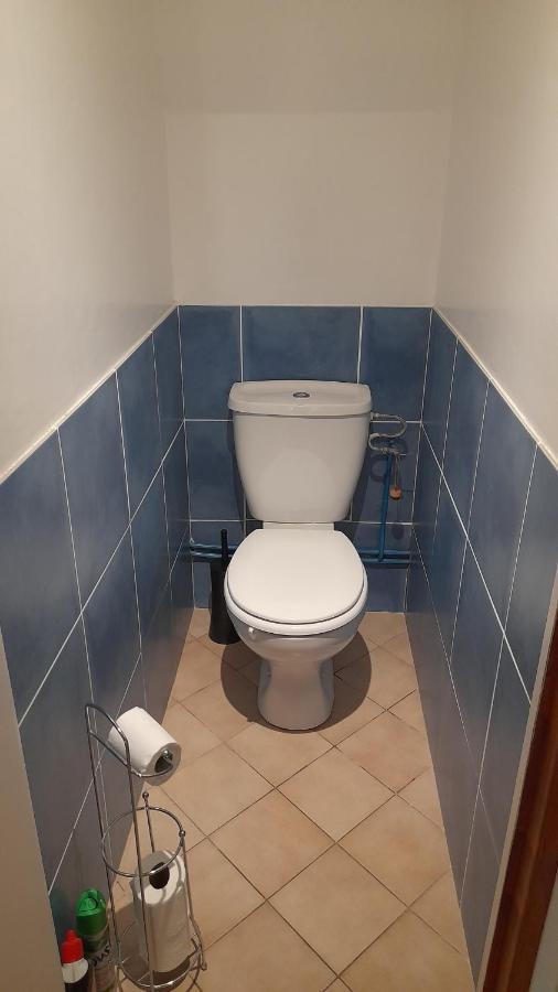 Chez Thomas Apartment Sezanne Bagian luar foto