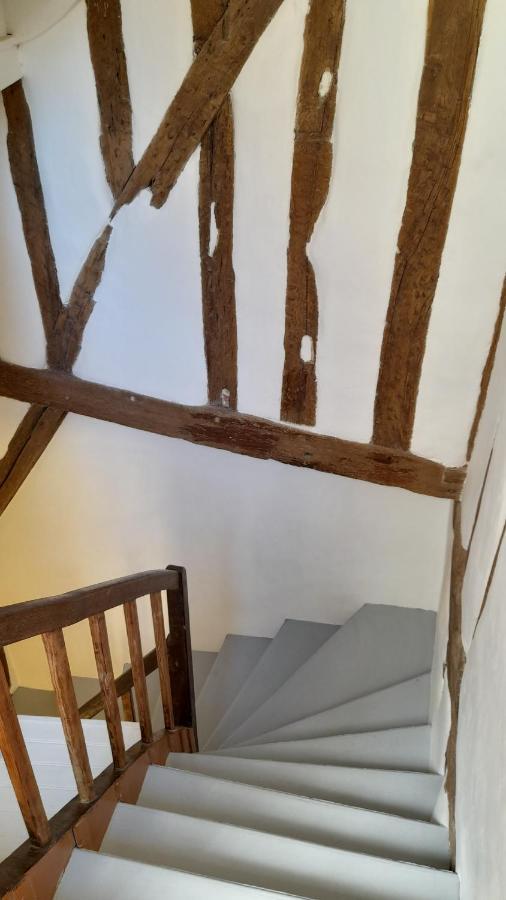 Chez Thomas Apartment Sezanne Bagian luar foto